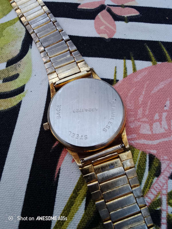 M Watch, quartz