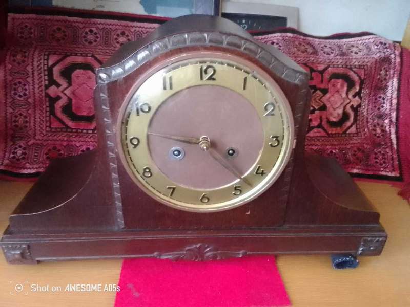 Juba mantle clock.Dating back to the mid century