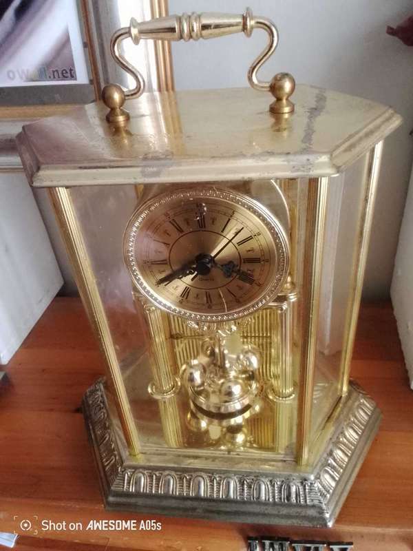 Steieger clock  (rotation)