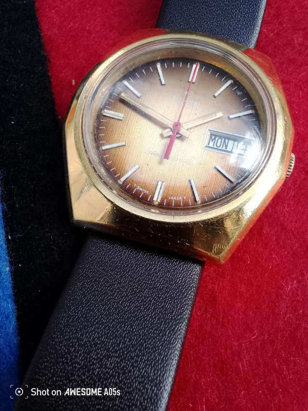 Elgin Electronic rare with date and day