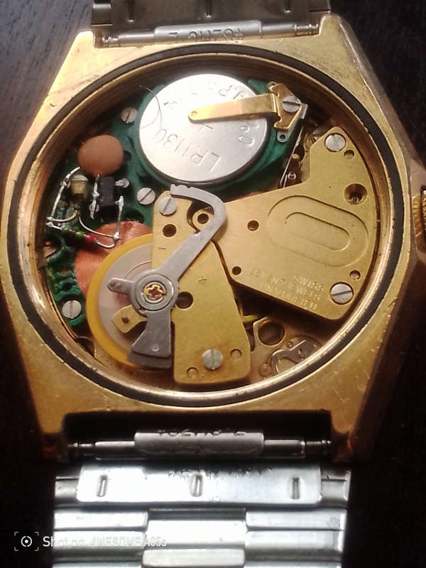 Elgin 725 first electronic and with balance