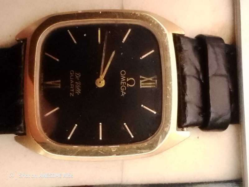 Omega quartz vintage