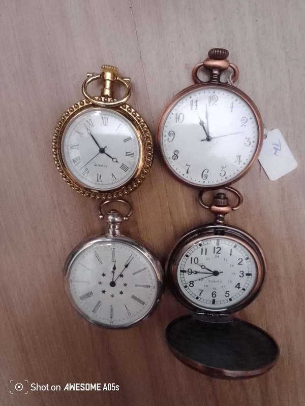 Pocket quartz collection (4)