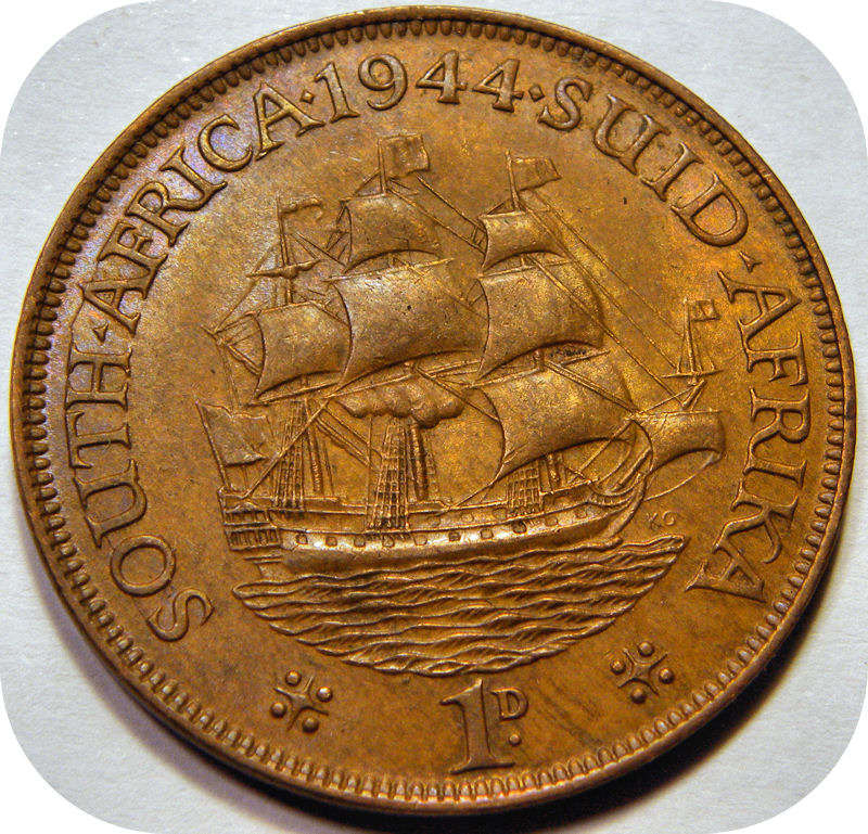 Bargain SA Union: 1944 Penny 1d in EF below R150!