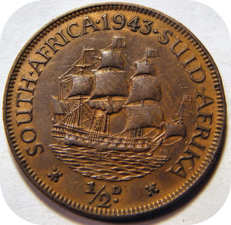 Bargain SA Union: 1943 Half Penny in Lustrous AEF below R40!!