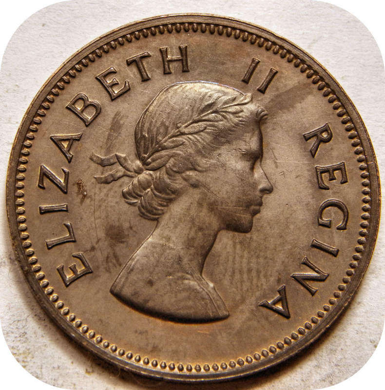 Top Grade SA Union: the scarce 1954 Half penny 1/2d in A/UNC with metal error!