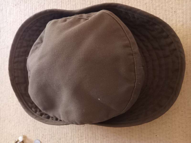 New stock SADF Boshoed . Buy now per hat.