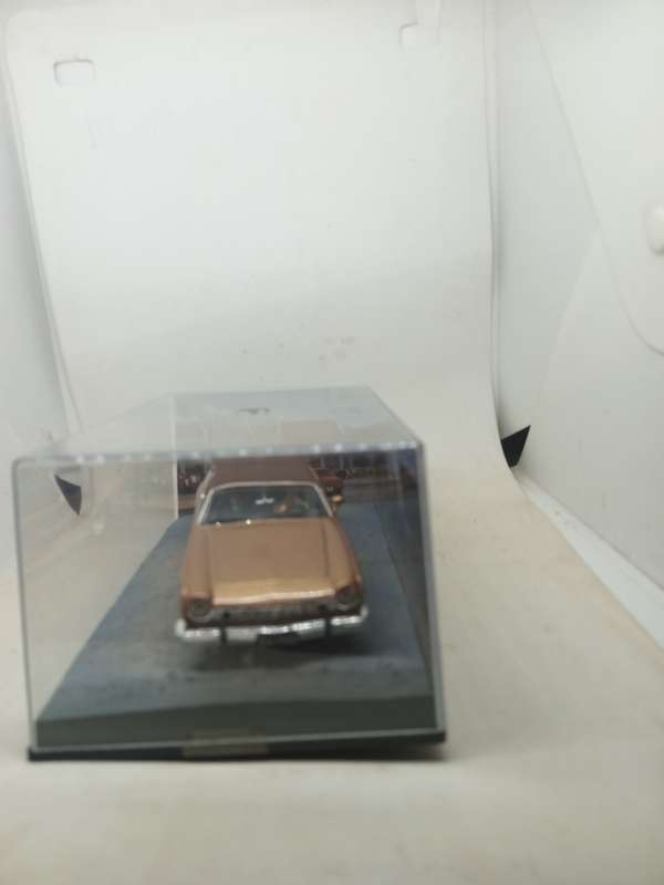007 AMC Matador Coupe - The man with the golden gun -  scale 1/43. Sealed. with book
