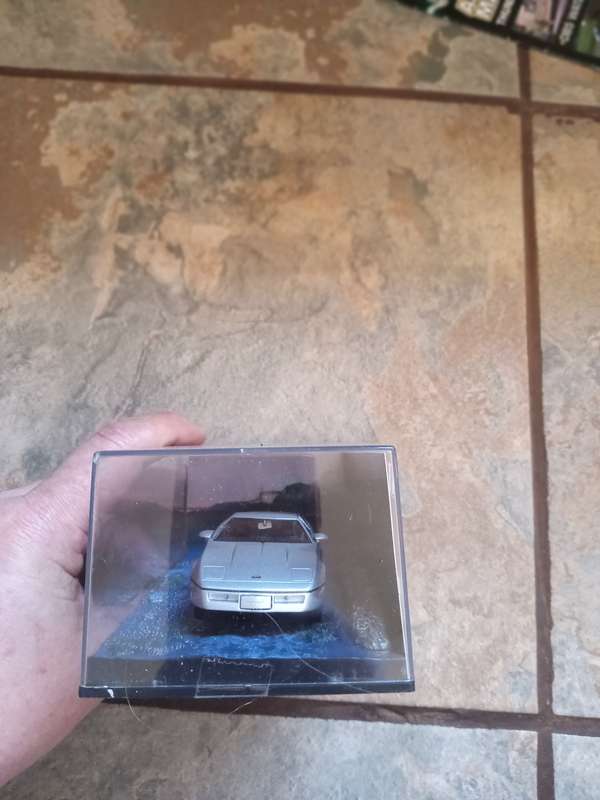 007 Chevrolet Corvette - A View to a Kill -  scale 1/43. Sealed. with book