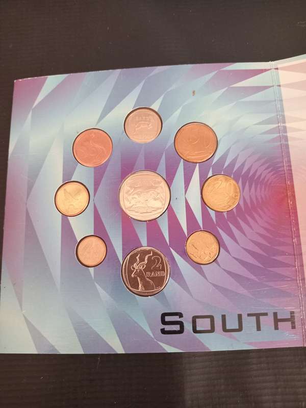 2000 New Coa Uncirculated Coin Set. Low mintage