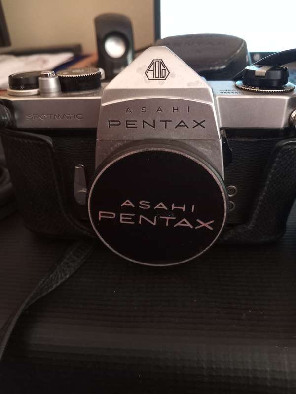 Pentax Asahi Film Camera. Untested with Accessories