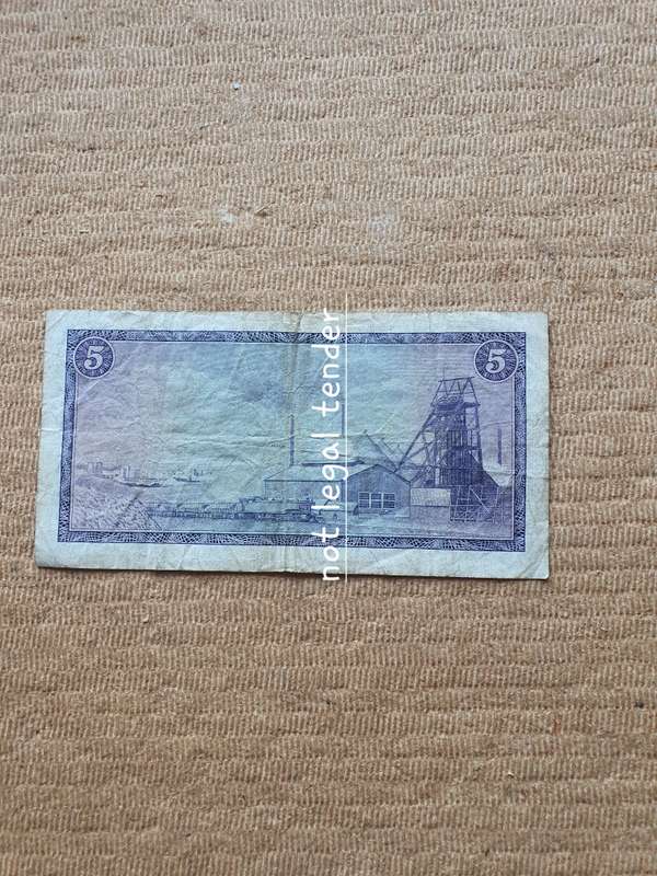 1974 TW de Jongh 2nd Issue Afr/Eng Five Rand Banknotes. (D160)