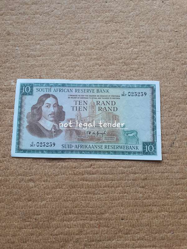 1975 TW de Jongh 3rd Issue Eng/Afr Ten Rand Banknote (C367) Very High Grade