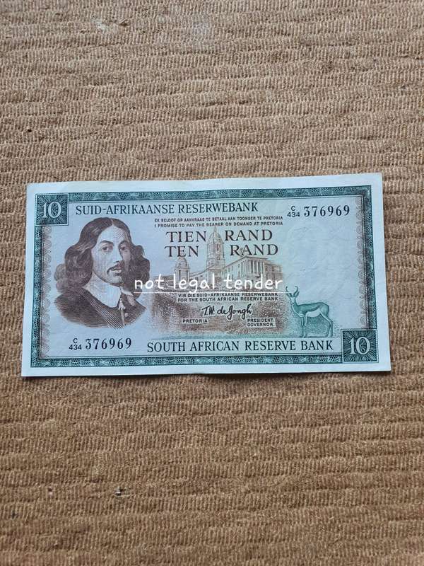 1975 TW de Jongh 3rd Issue Eng/Afr Ten Rand Banknote (C434) High Grade