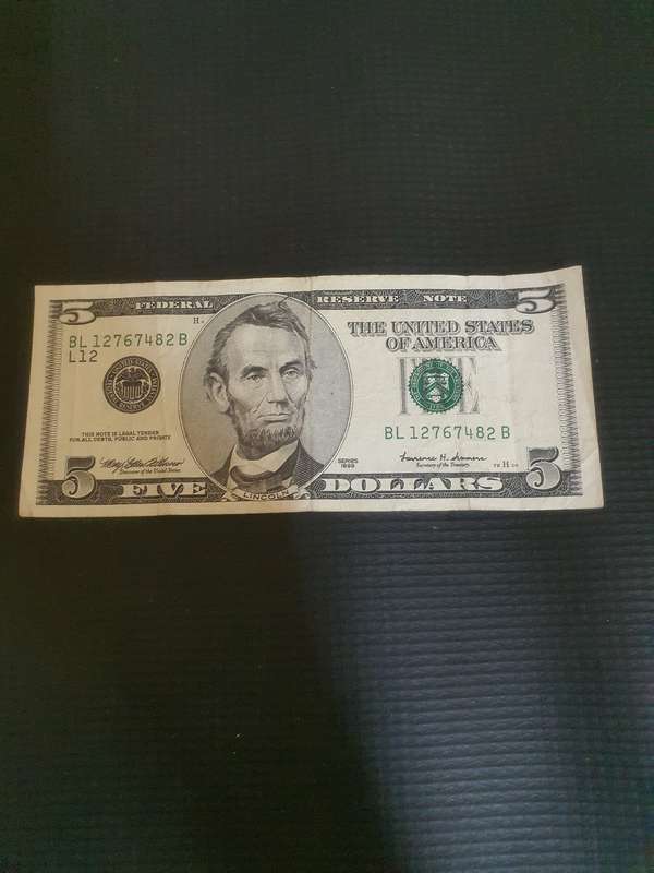 1999 United States of America $5 Banknote