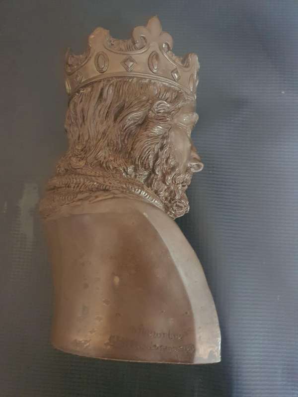 D H Morton. Richard The Lionheart, bronze bust, for Marcus Designs 1975, incised marks, 19.5cm high.