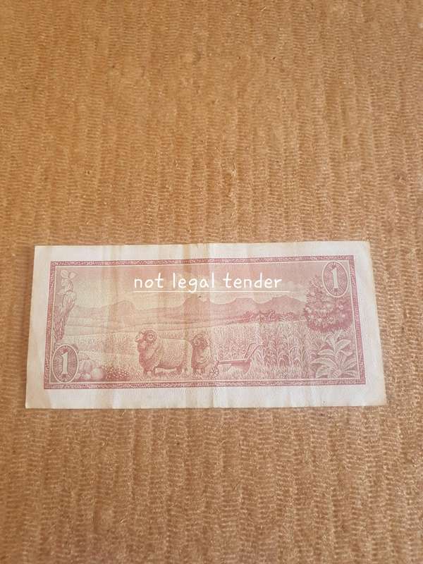 1975 TW de Jongh 3rd issue Eng/AFR One Rand Banknote. (B512)