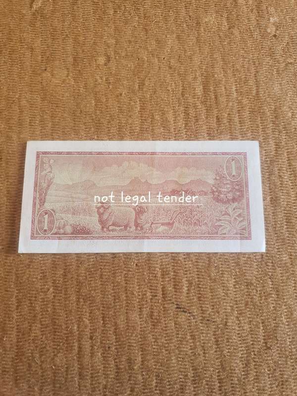 1973 TW de Jongh 2nd issue Eng/Afr One Rand Banknote. (B310) High Grade