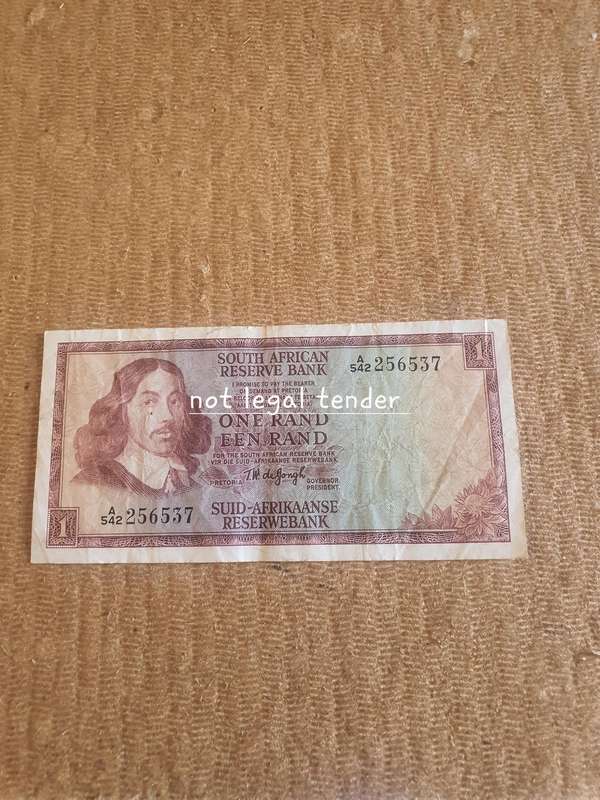 1972 TW de Jongh 1st issue Eng/Afr One Rand Banknote. (A542)