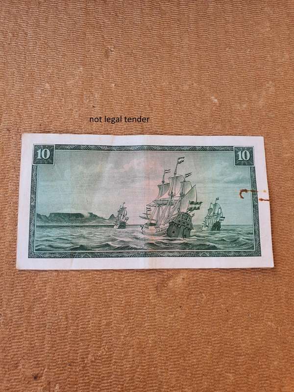 1967 TW de Jongh 1st issue Eng/Afr Ten Rand Banknote. (C55)