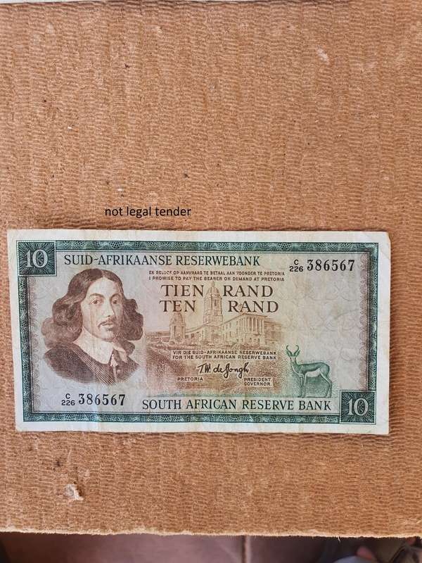1967 TW de Jongh 1st issue Afr/Eng Ten Rand Banknote. (C226)
