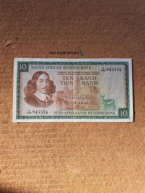 1975 Tw de Jongh 3rd issue Eng/Afr Ten Rand Banknote. (A443)
