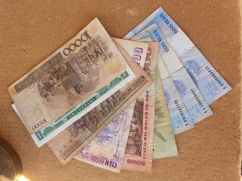 9 South America Lot of Banknotes, 1 bid takes all