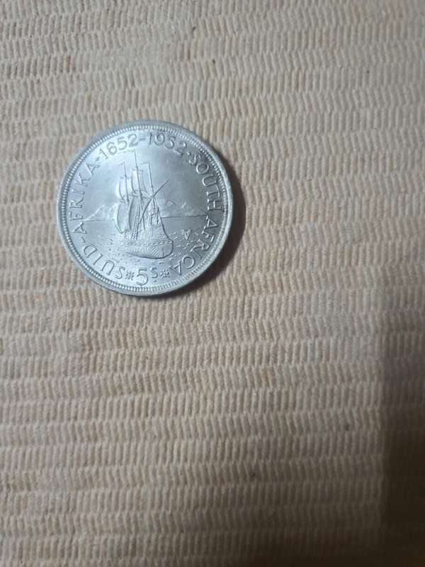 1952 South African Five Shilling Crown. Mintage 1 725 500. Millions melted.