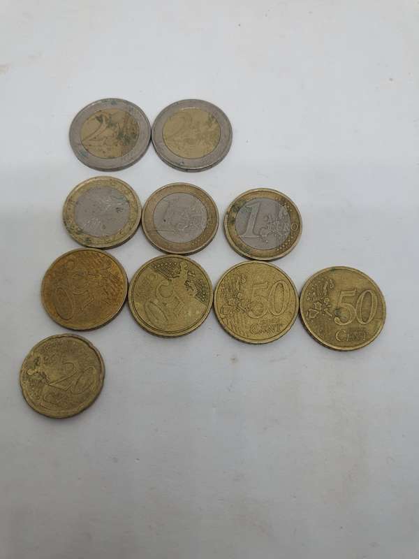 Various Date and Domination Euros. More will be added over time if not sold immediately 21.20
