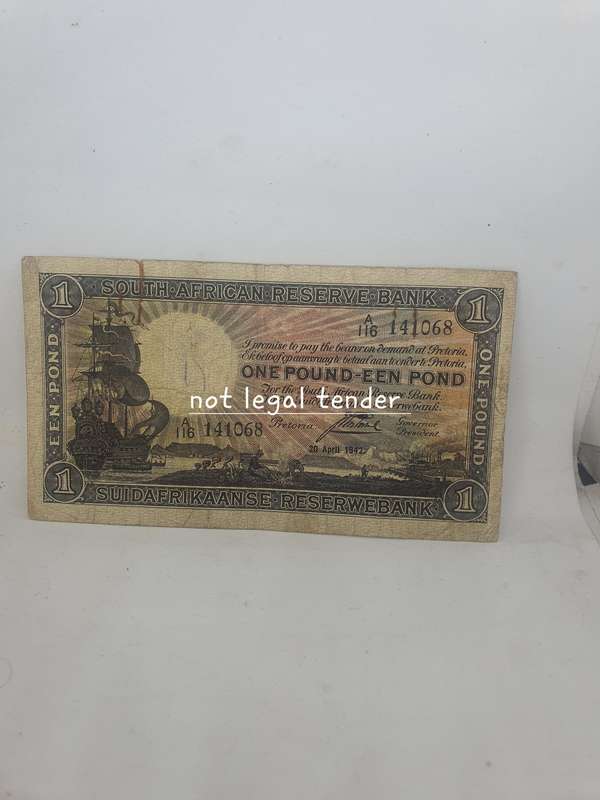 1942 South African Postmus One Pound Banknotes (A116)