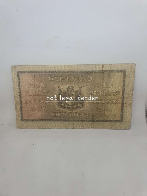 1942 South African Postmus One Pound Banknotes (A116)