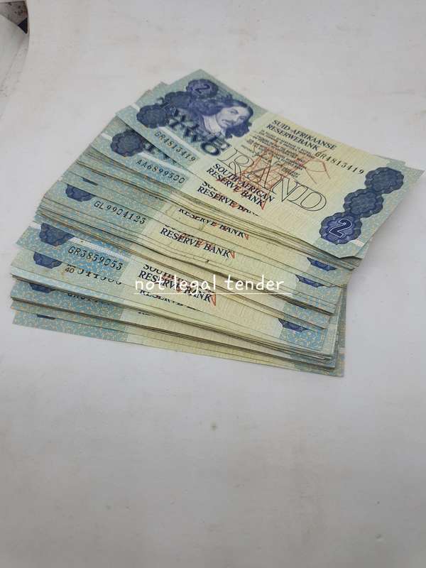 45  1967 GPC and Stals  Various issue Eng/Afr Two Rand Banknote (GR48). Bid per note to take the lot
