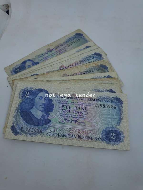 23 TW de Jongh Various  Issue Afr/Eng Five Rand Banknote (D123)