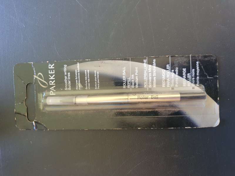 Parker Rollerball Black ink  Meduim Point refill.