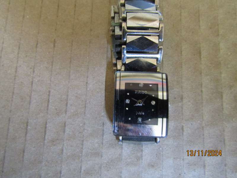 Chinese Rado Women's Wrist Watch. New battery Works.