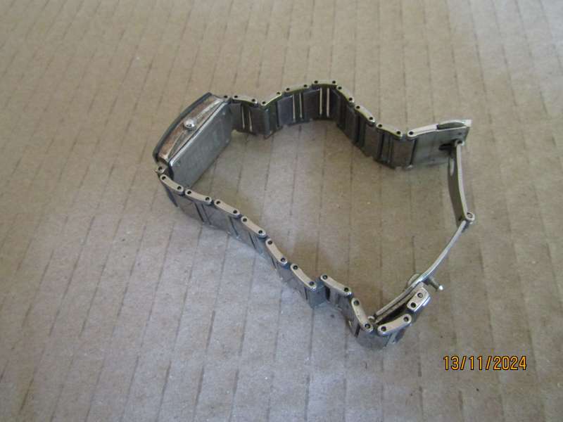 Chinese Rado Women's Wrist Watch. New battery Works.