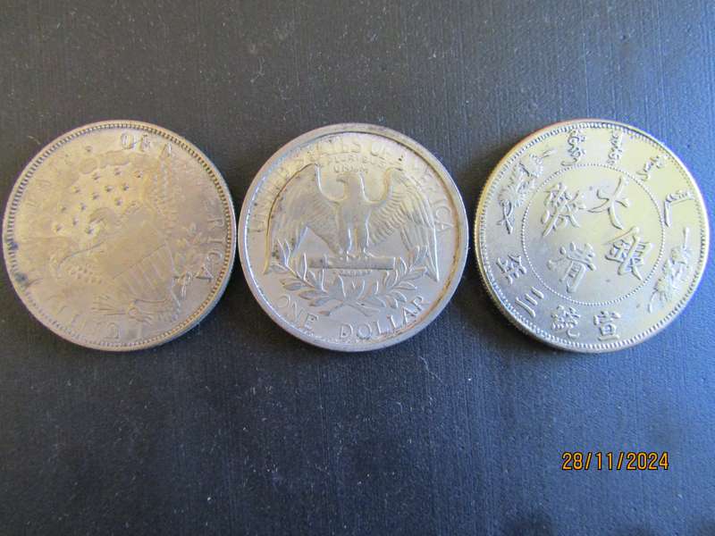 Replica USA and Chinese Dollar Coins
