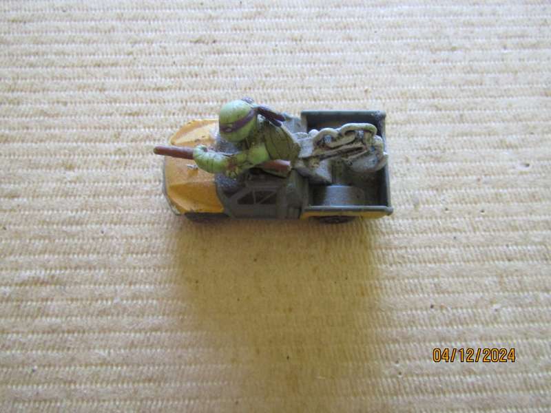Viacom Playmate Ninja Turtles die cast