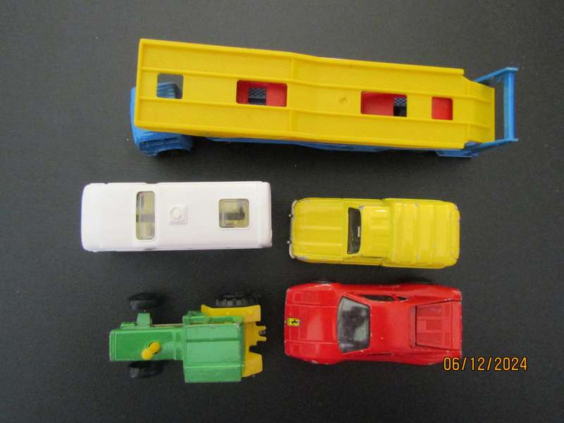 5 Majorette Die cast car