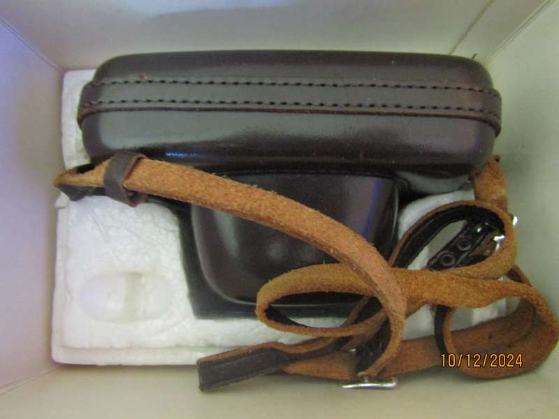1966 Original Box with Minolta Hi- Matic 7 SLR 35 mm Camera. Tested and Works.