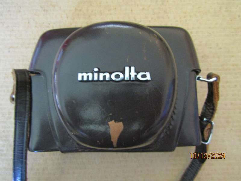 1966 Original Box with Minolta Hi- Matic 7 SLR 35 mm Camera. Tested and Works.