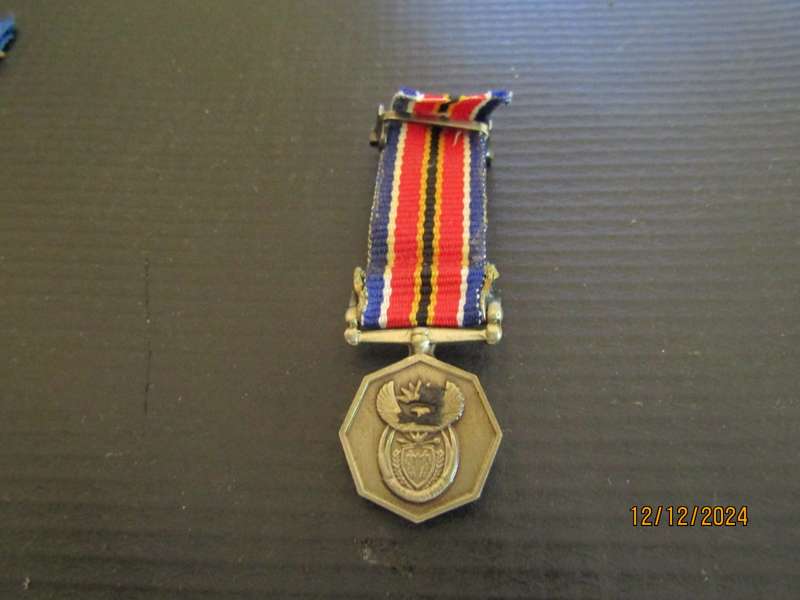 SANDF TIM Miniature Medal with Peace Support Bar and Medal Bars