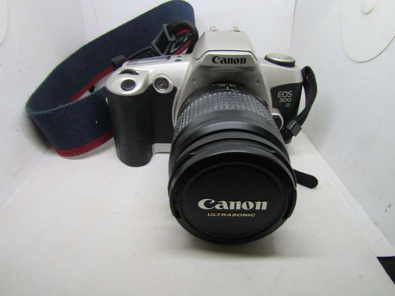 Canon EOS 500N 35mm Film Camera Ultrasonic 75-300mm Zoom Lens. Immaculate. Work