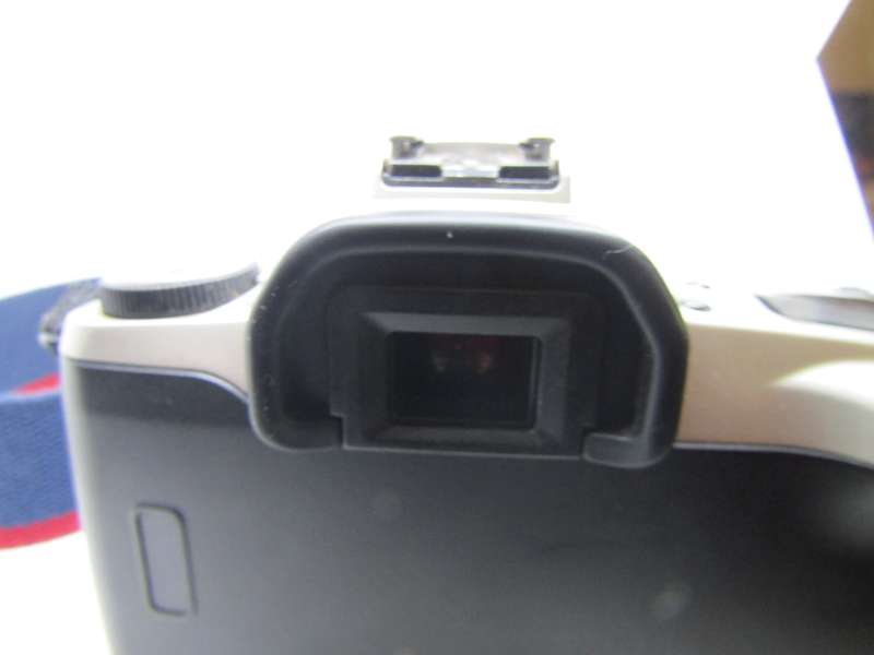 Canon EOS 500N 35mm Film Camera Ultrasonic 75-300mm Zoom Lens. Immaculate. Work