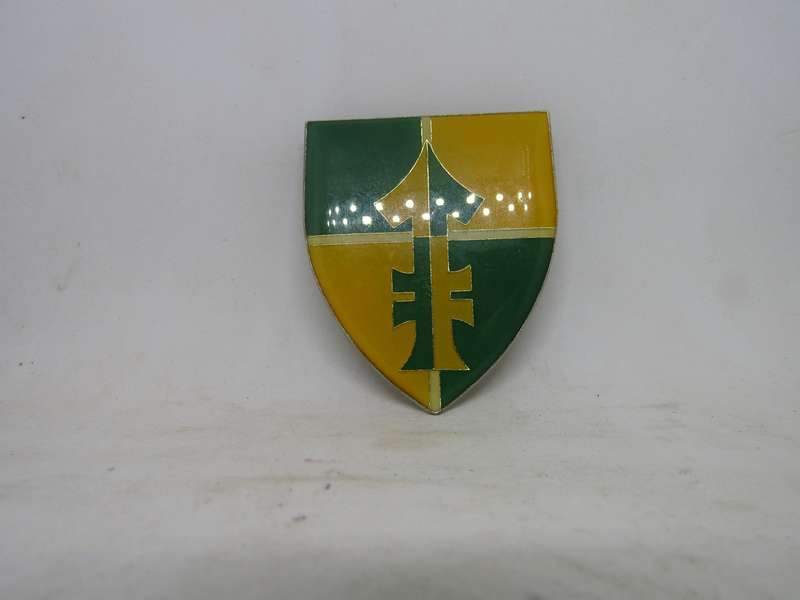 SADF Group 17 HQ Shoulder Flashes Badge. Pin intact.