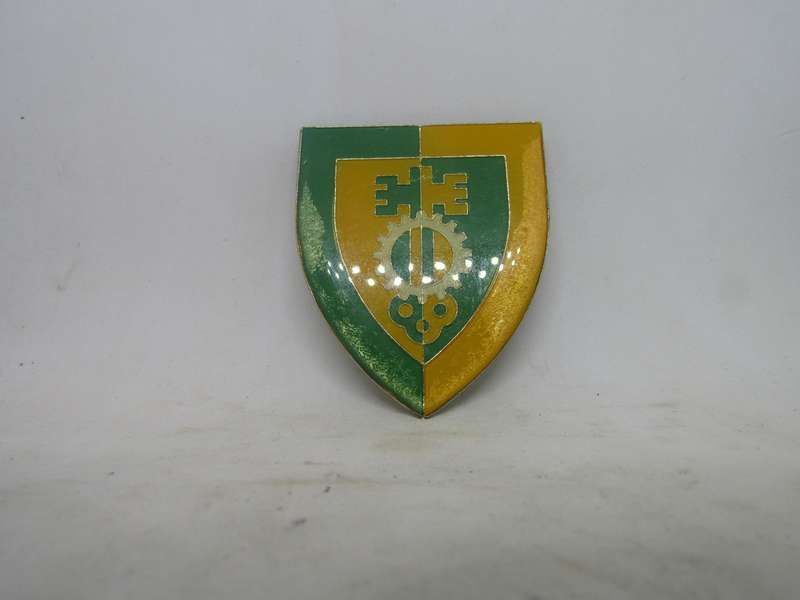 SADF 7th Division Motorized Unit Shoulder Flashes Badge. Pin intact.