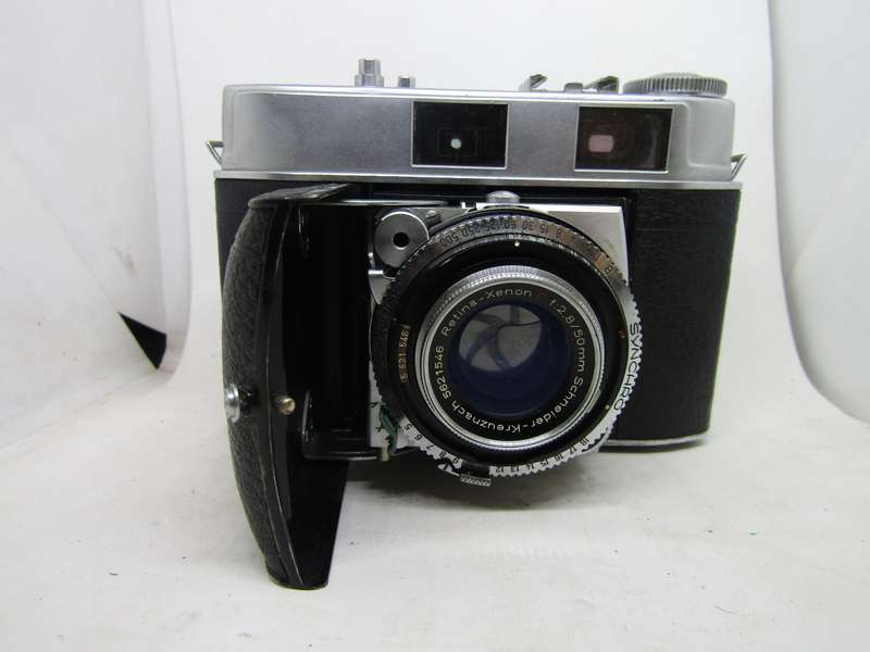 Kodak Retina Reflex S Xenar f:2.8/50 Lens 35mm Film SLR Camera. With Lenses, accessories and Bag