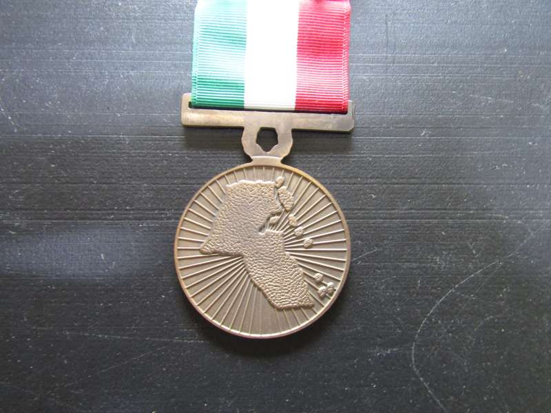 Liberation of Kuwait Full size Medal with Bar. (Replica)