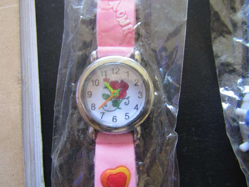 Brand New Men's  and ladies wrist watches. No Batteries incl