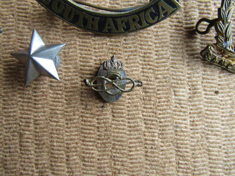 WW2 South African Badges and insignia